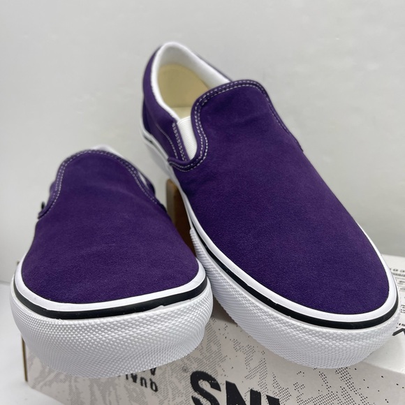 Vans Men’s Classic Purple Skate Slip-On
Purple/Black
VN0A2Z31PCA Sneakers - Picture 5 of 16